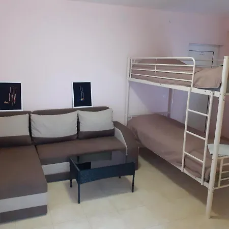 Khizhina - Easy Casa de hóspedes Sapareva Banya