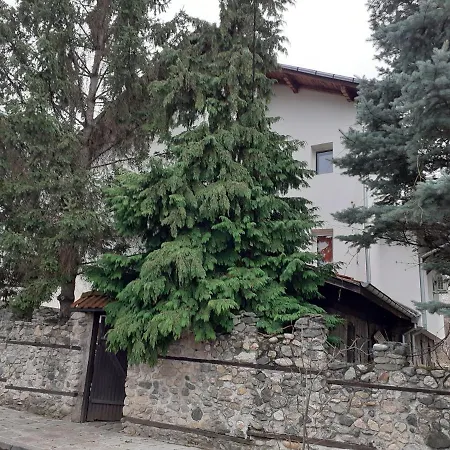 Khizhina - Easy Casa de hóspedes Sapareva Banya